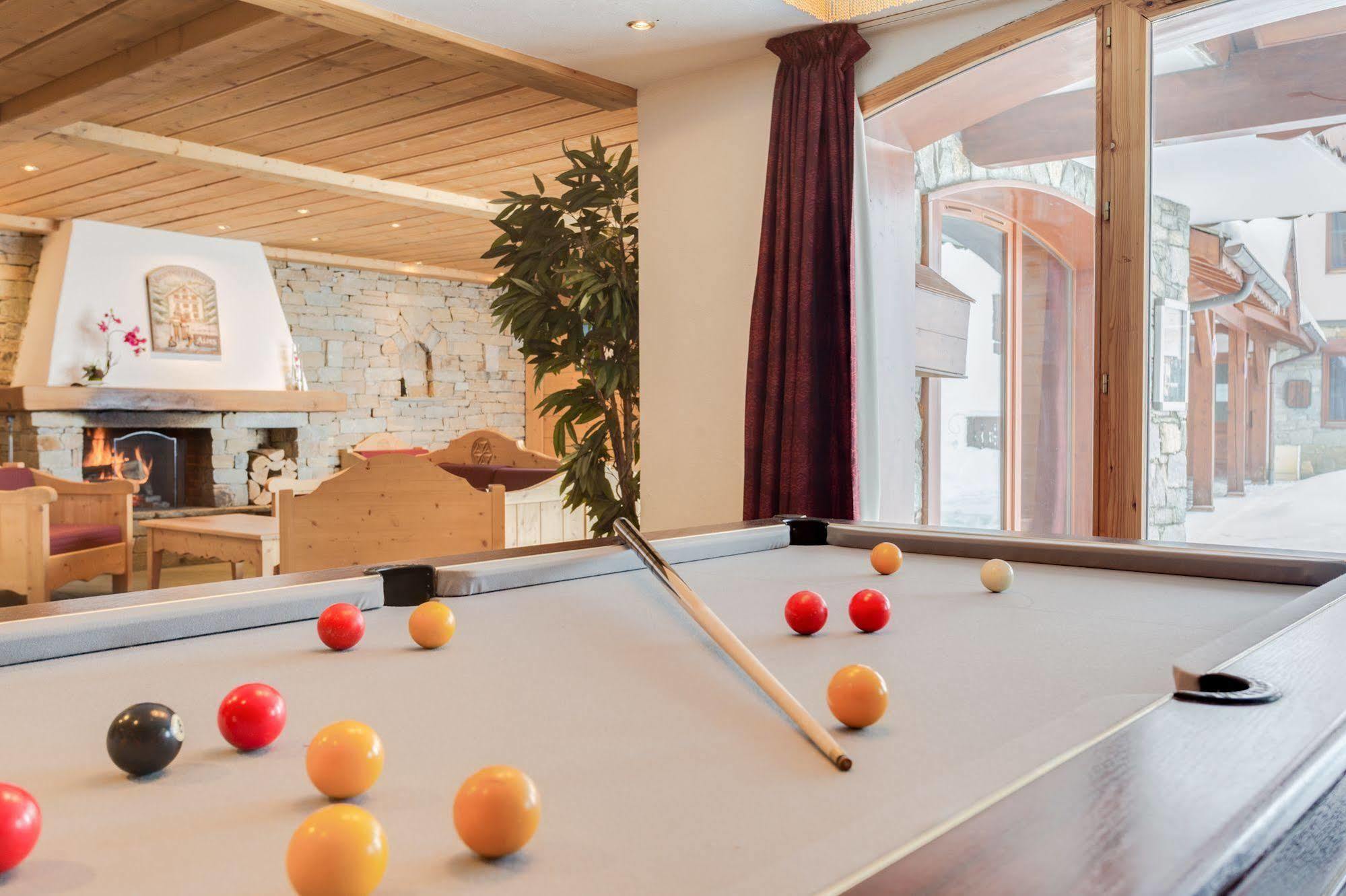 Residence Chalet De L'Adonis Сен-Мартен-дьо-Белвил Екстериор снимка