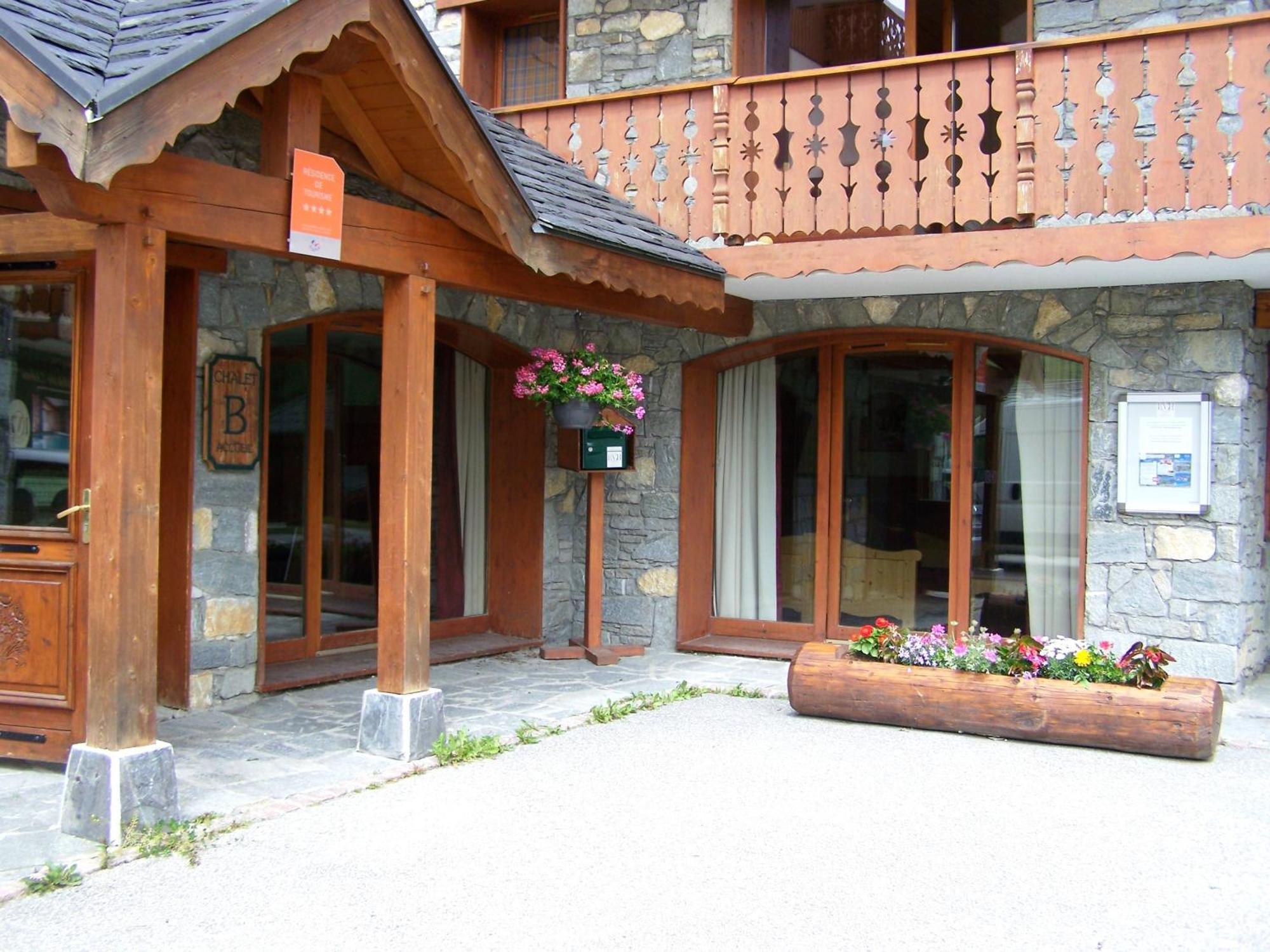Residence Chalet De L'Adonis Сен-Мартен-дьо-Белвил Екстериор снимка